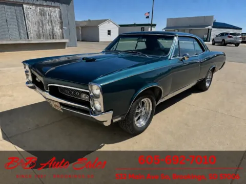 More photos of 1967 Pontiac GTO at B & B Auto Sales, SD
