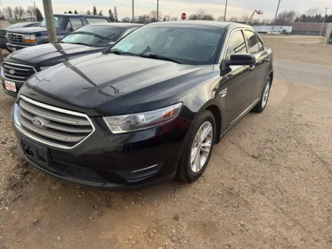 Black 2013 Ford Taurus SEL for sale in Brookings, SD