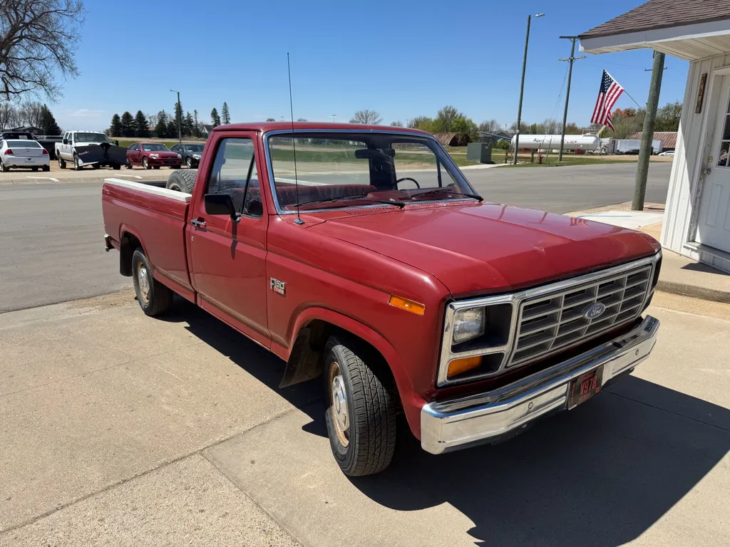 1986 Ford F-150's photo