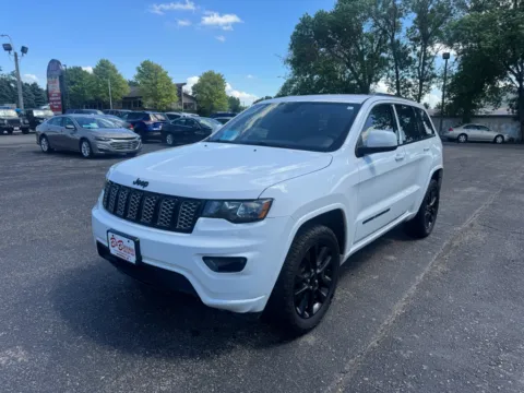 Another view of 2018 Jeep Grand Cherokee Altitude for sale in Brookings, SD at B & B Auto Sales