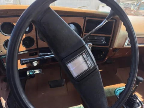 More photos of 1980 GMC Jimmy at B & B Auto Sales, SD