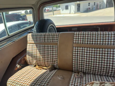 More photos of 1980 GMC Jimmy at B & B Auto Sales, SD