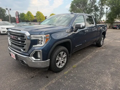 More photos of 2021 GMC Sierra SLT at B & B Auto Sales, SD