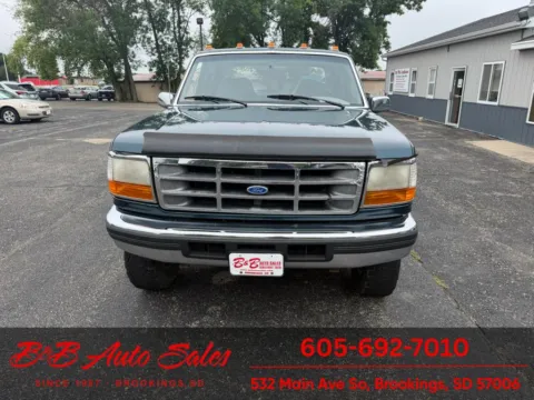 More photos of 1997 Ford F-250 XL at B & B Auto Sales, SD