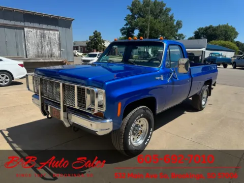 More photos of 1973 Chevrolet K20 Cheyenne 4x4 at B & B Auto Sales, SD