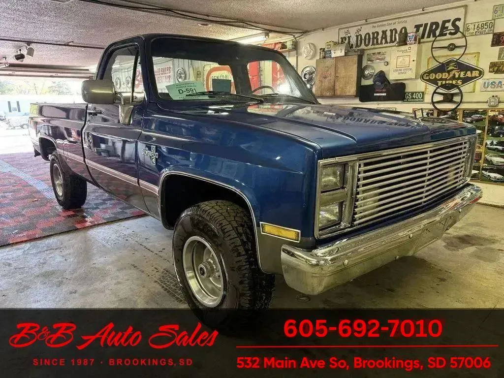 Blue 1987 Chevrolet V10 4WD for sale in Brookings, SD