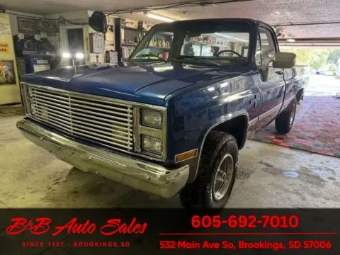 More photos of 1987 Chevrolet V10 4WD at B & B Auto Sales, SD