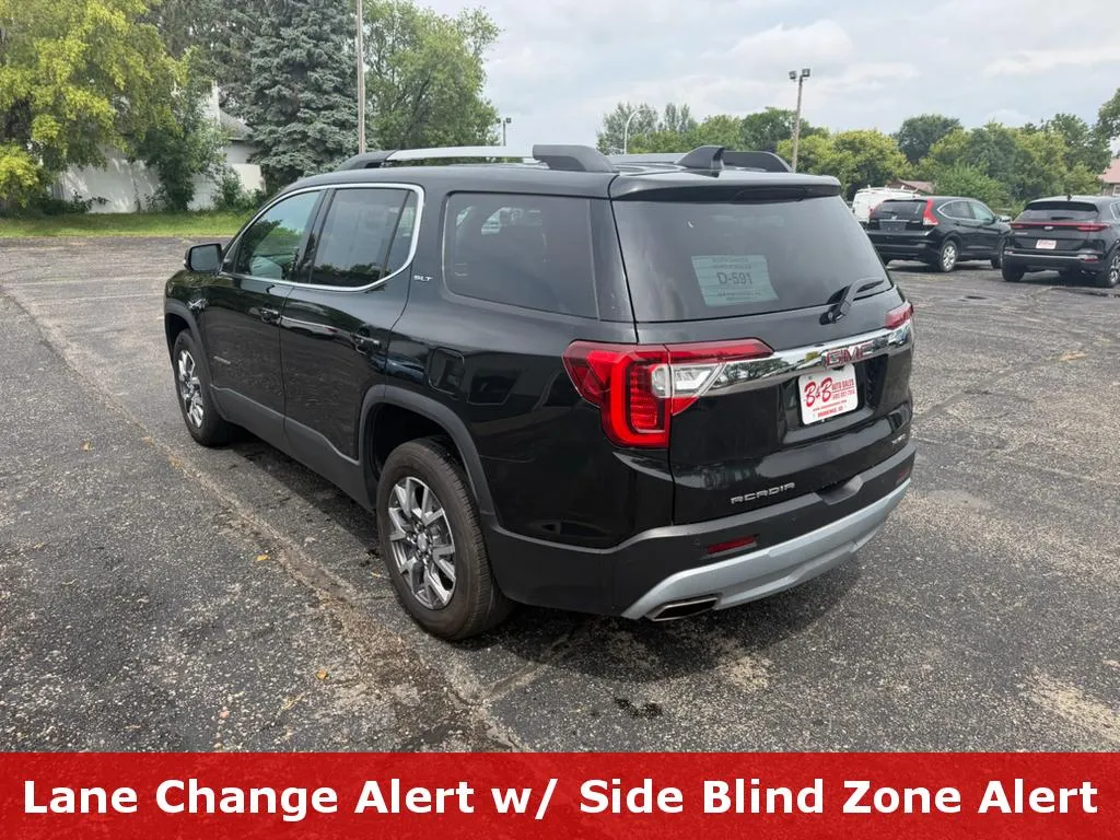 2023 GMC Acadia SLT - Photo 9