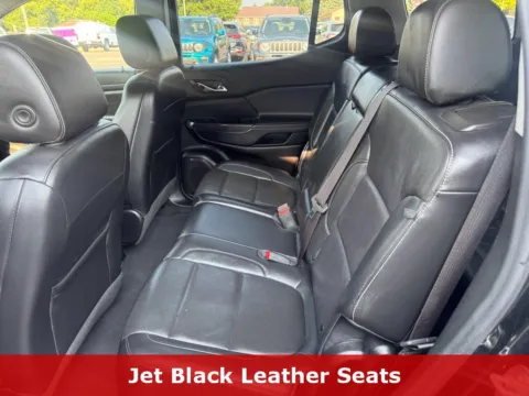 More photos of 2023 GMC Acadia SLT at B & B Auto Sales, SD