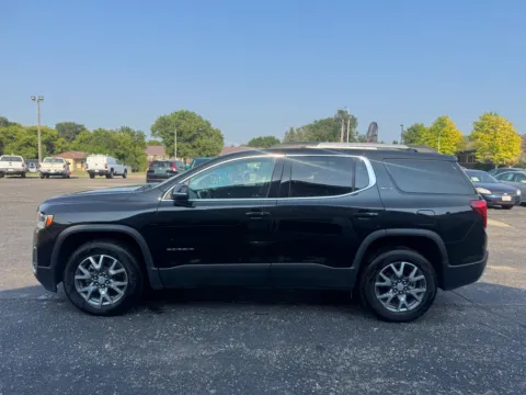 More photos of 2023 GMC Acadia SLT at B & B Auto Sales, SD
