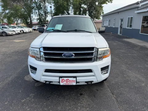 Photos of 2017 Ford Expedition XLT for sale in Brookings, SD at B & B Auto Sales