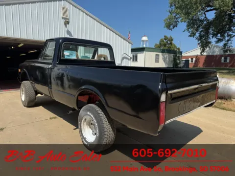 More photos of 1972 Chevrolet K10 at B & B Auto Sales, SD
