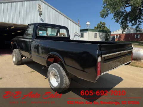 More photos of 1972 Chevrolet K10 at B & B Auto Sales, SD