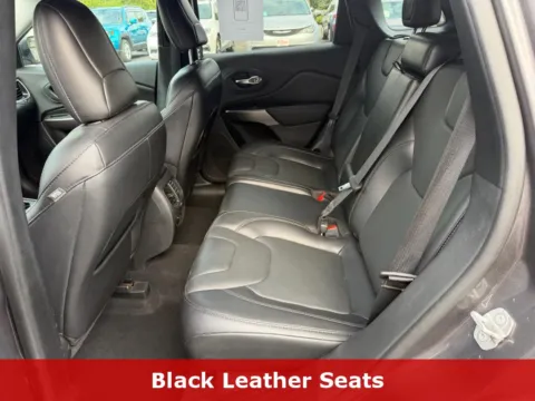More photos of 2020 Jeep Cherokee Limited at B & B Auto Sales, SD