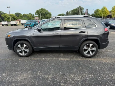 More photos of 2020 Jeep Cherokee Limited at B & B Auto Sales, SD