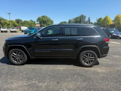 More photos of 2021 Jeep Grand Cherokee Limited at B & B Auto Sales, SD