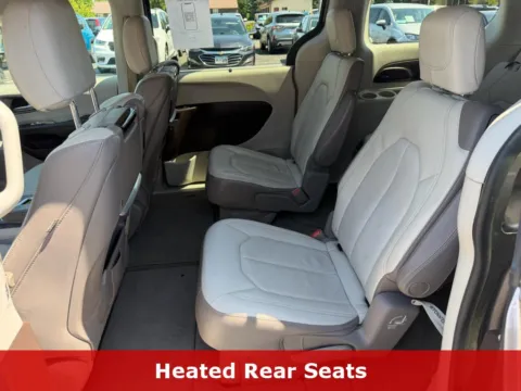 More photos of 2018 Chrysler Pacifica Touring L Plus at B & B Auto Sales, SD