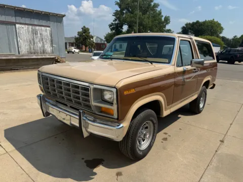 Another view of 1985 Ford Bronco for sale in Brookings, SD at B & B Auto Sales