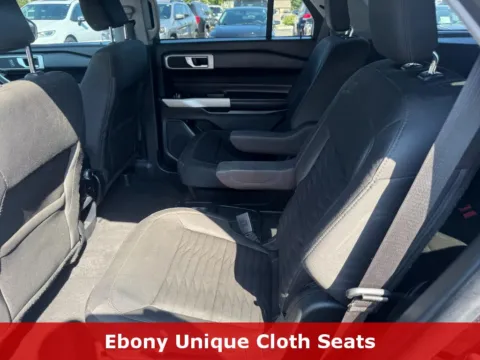 More photos of 2021 Ford Explorer XLT at B & B Auto Sales, SD