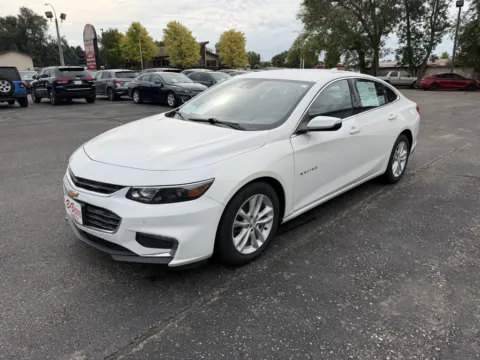 More photos of 2018 Chevrolet Malibu LT at B & B Auto Sales, SD