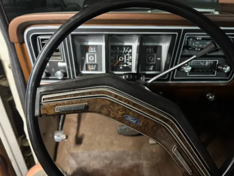 Photos of 1978 Ford F-150 for sale in Brookings, SD at B & B Auto Sales