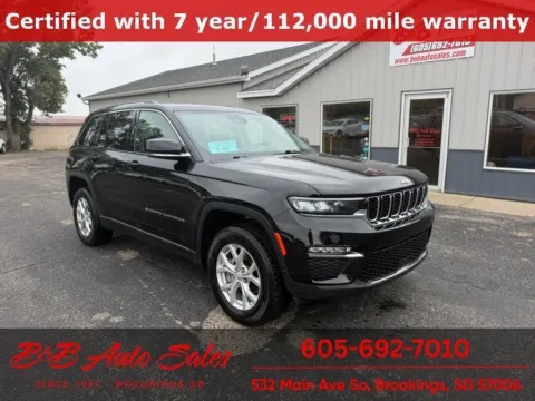 Black 2023 Jeep Grand Cherokee Limited for sale in Brookings, SD
