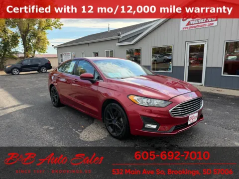 Red 2019 Ford Fusion SE for sale in Brookings, SD