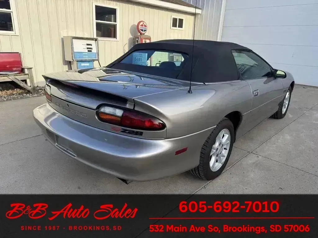 2002 Chevrolet Camaro Z28 - Photo 7