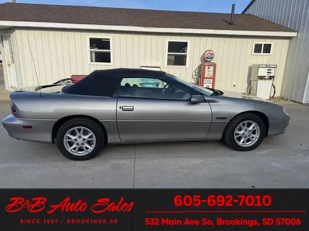 2002 Chevrolet Camaro Z28 - Photo 8