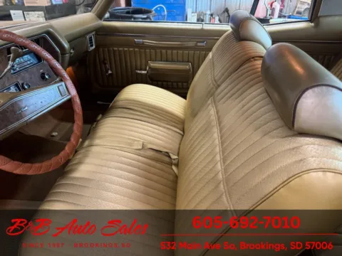 Photos of 1970 Chevrolet Monte Carlo for sale in Brookings, SD at B & B Auto Sales