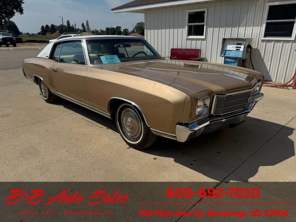 Beige 1970 Chevrolet Monte Carlo for sale in Brookings, SD