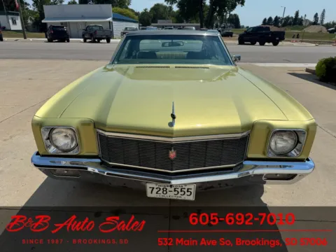 Photos of 1971 Chevrolet Monte Carlo for sale in Brookings, SD at B & B Auto Sales