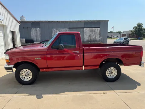 More photos of 1996 Ford F-150 at B & B Auto Sales, SD