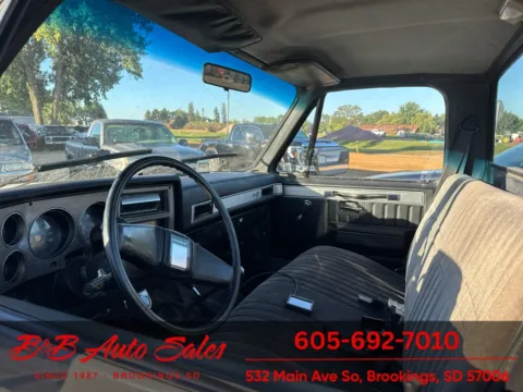 Photos of 1987 Chevrolet V10 for sale in Brookings, SD at B & B Auto Sales