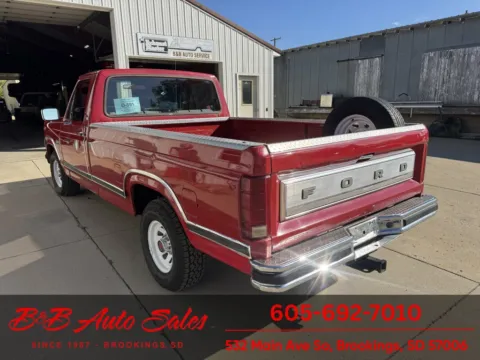 More photos of 1982 Ford F-150 at B & B Auto Sales, SD