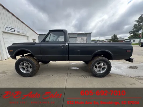 More photos of 1972 Chevrolet K2500 at B & B Auto Sales, SD