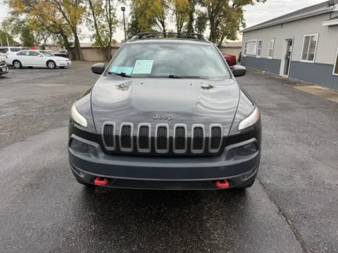 Photos of 2016 Jeep Cherokee Trailhawk for sale in Brookings, SD at B & B Auto Sales