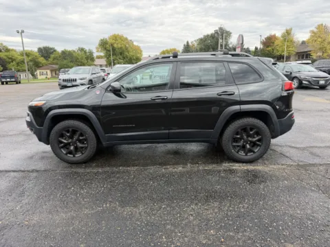 More photos of 2016 Jeep Cherokee Trailhawk at B & B Auto Sales, SD