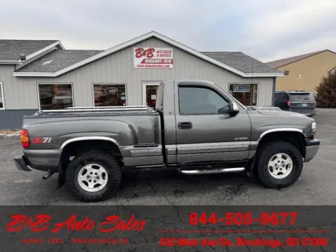 More photos of 1999 Chevrolet Silverado 1500 LS at B & B Auto Sales, SD