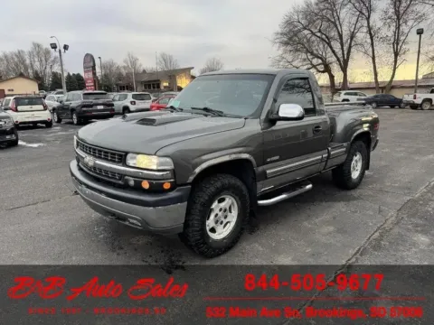 More photos of 1999 Chevrolet Silverado LS at B & B Auto Sales, SD