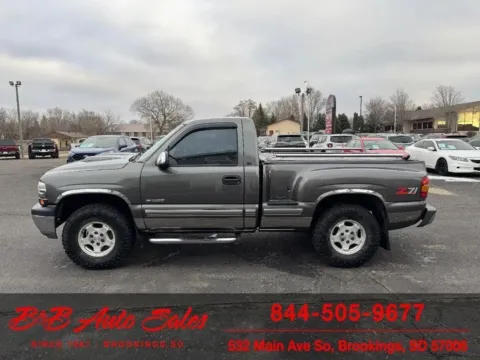 More photos of 1999 Chevrolet Silverado LS at B & B Auto Sales, SD