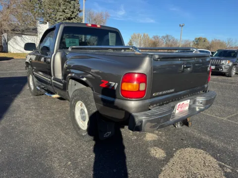 More photos of 1999 Chevrolet Silverado LS at B & B Auto Sales, SD