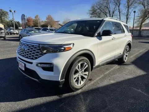 More photos of 2020 Ford Explorer Platinum at B & B Auto Sales, SD