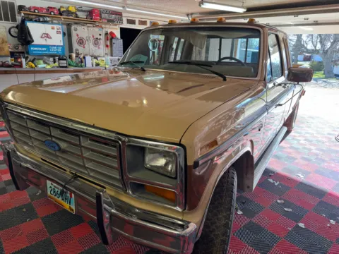 More photos of 1985 Ford F-150 at B & B Auto Sales, SD