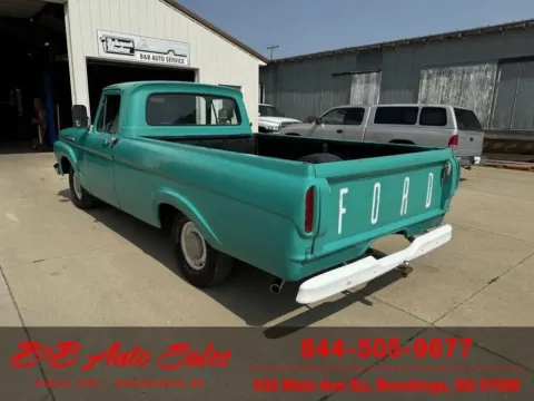 More photos of 1961 Ford F-100 at B & B Auto Sales, SD