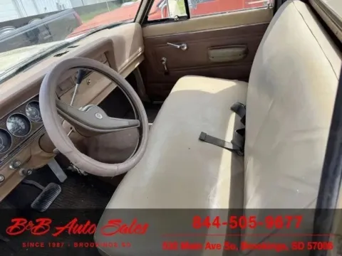More photos of 1977 Jeep Pickup at B & B Auto Sales, SD