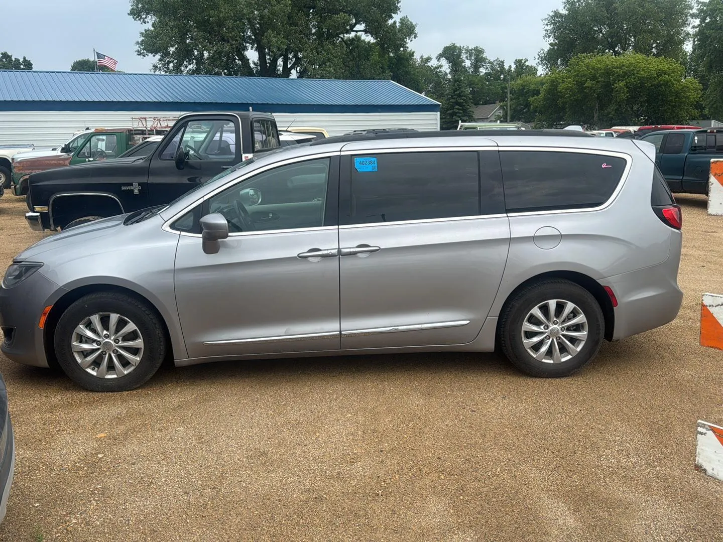 Silver 2017 Chrysler Pacifica Touring-L for sale in Brookings, SD