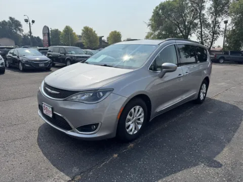 Another view of 2017 Chrysler Pacifica Touring-L for sale in Brookings, SD at B & B Auto Sales