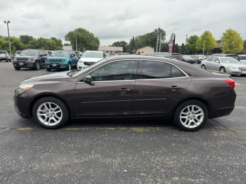 More photos of 2015 Chevrolet Malibu LT at B & B Auto Sales, SD
