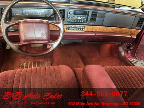 More photos of 1995 Buick LeSabre Custom at B & B Auto Sales, SD